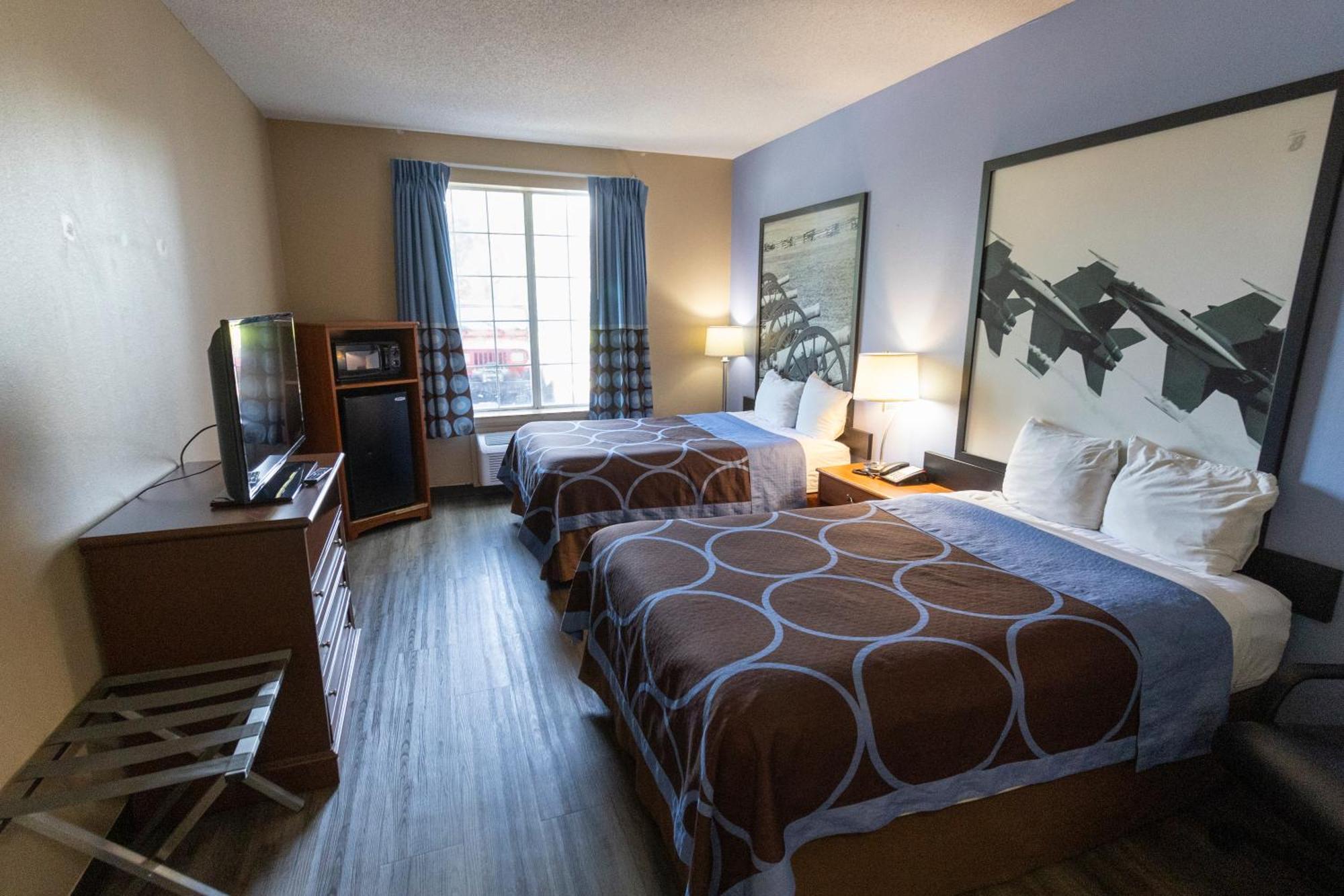 Super 8 By Wyndham Smithfield-Selma Otel Dış mekan fotoğraf